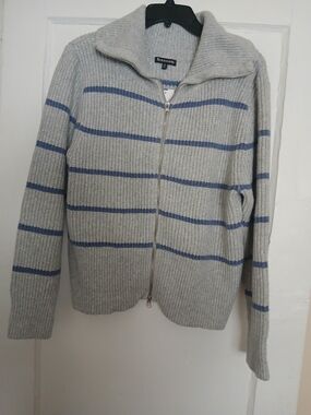 Hasson Zip-Front Gray Cardigan with Blue Stripes Juniors Medium